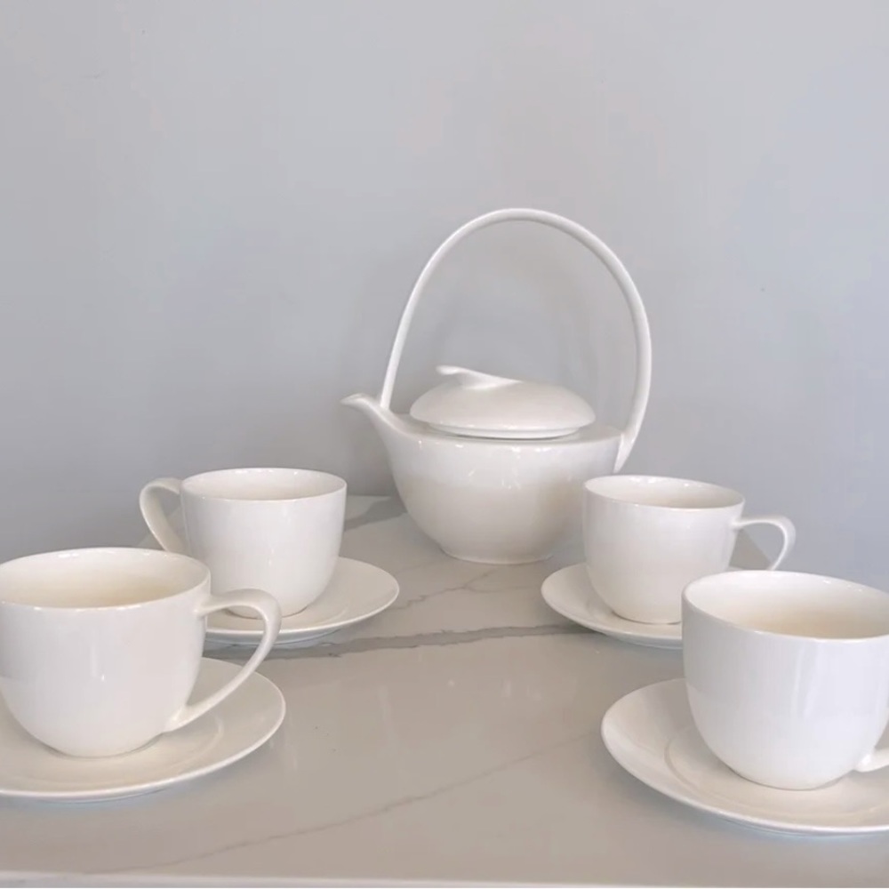 Crate & Barrel China
